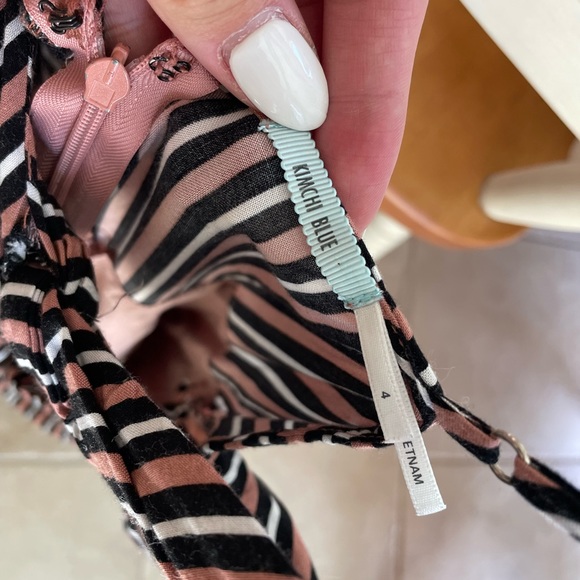 Striped Cutout Romper from Urban Outfitters - Picture 5 of 5